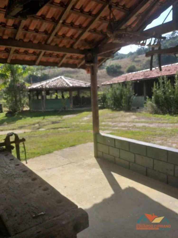 Sítio, 2 quartos, 4 hectares - Foto 1