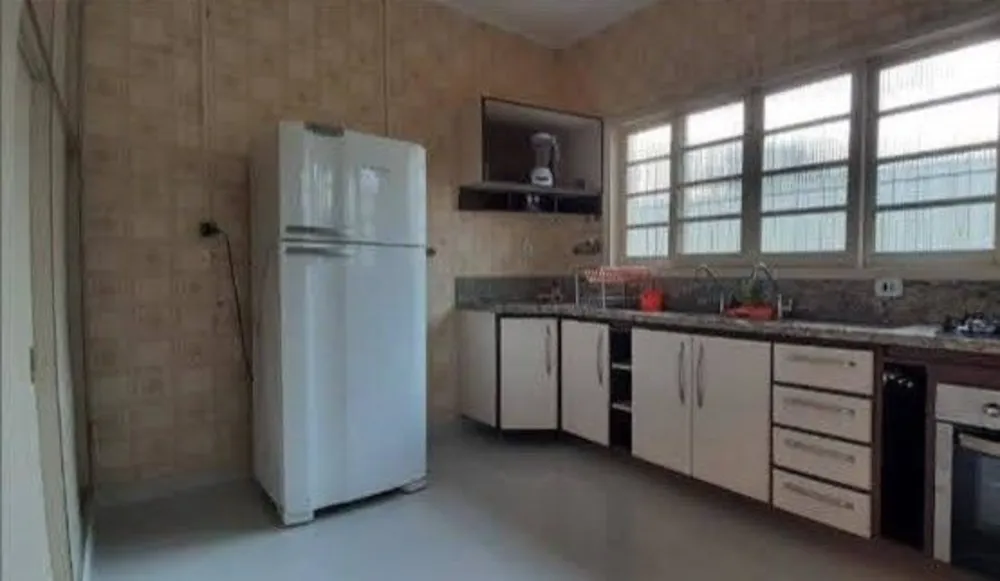 Casa, 3 quartos, 187 m² - Foto 2