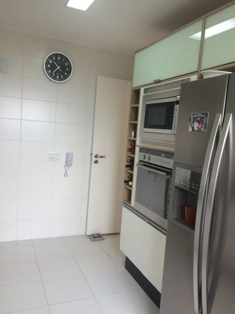 Apartamento, 3 quartos, 158 m² - Foto 2