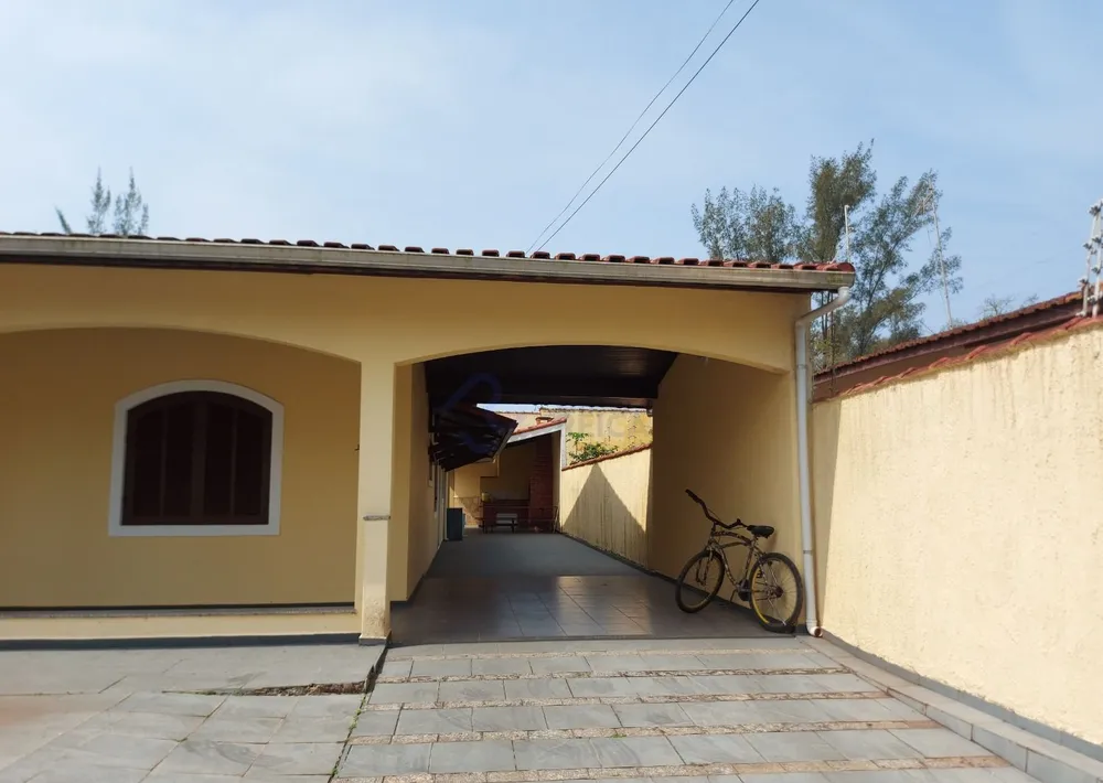 Casa, 4 quartos, 214 m² - Foto 1