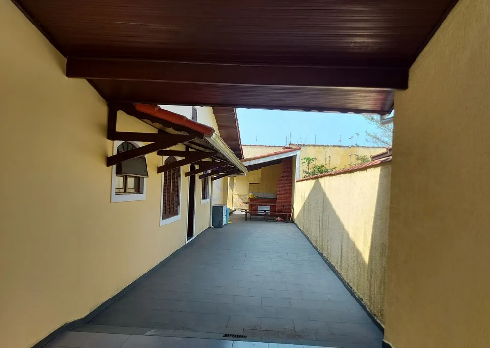 Casa, 4 quartos, 214 m² - Foto 3