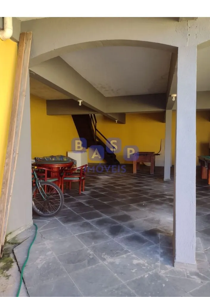 Casa, 3 quartos, 348 m² - Foto 1