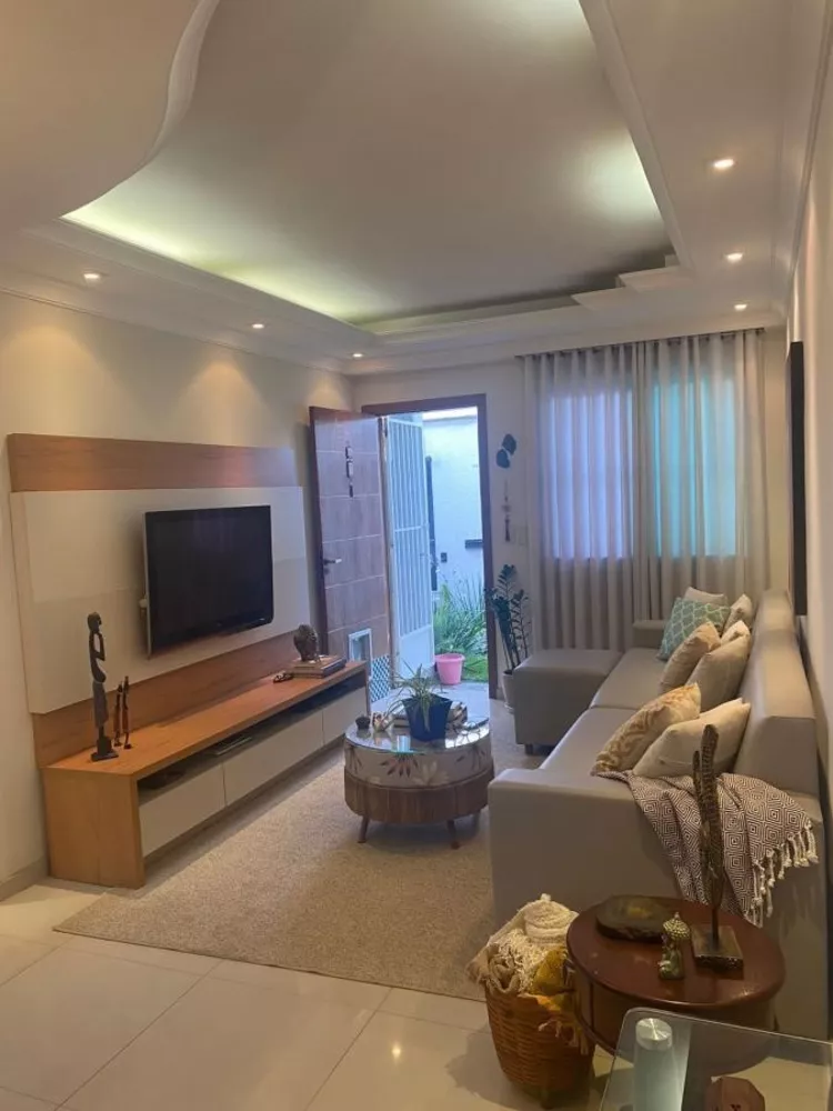 Casa à venda com 3 quartos, 150m² - Foto 3