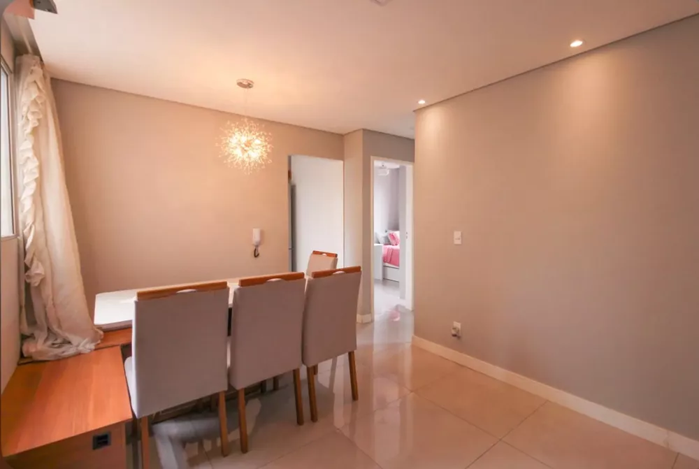 Apartamento à venda com 2 quartos, 55m² - Foto 2