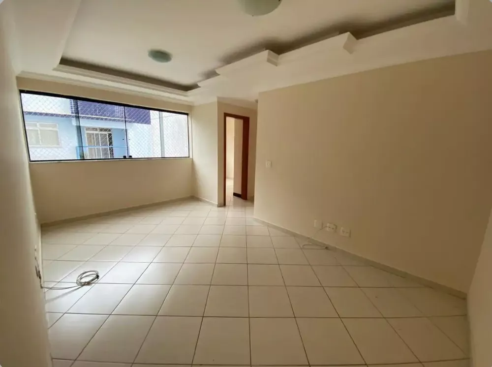 Apartamento à venda com 2 quartos, 80m² - Foto 1