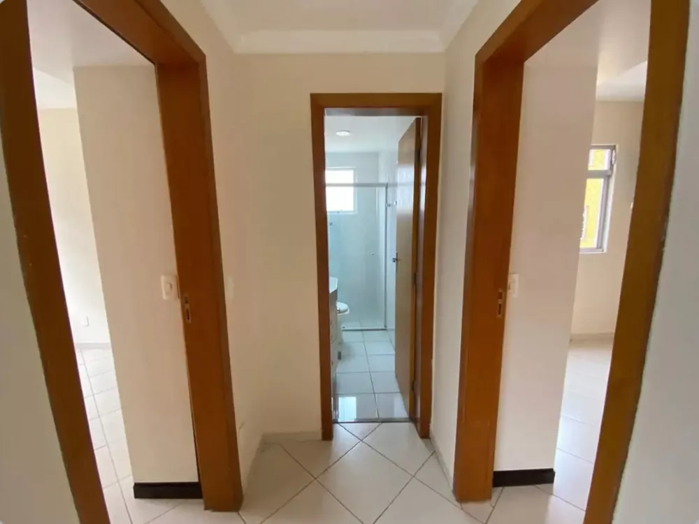 Apartamento à venda com 2 quartos, 80m² - Foto 3