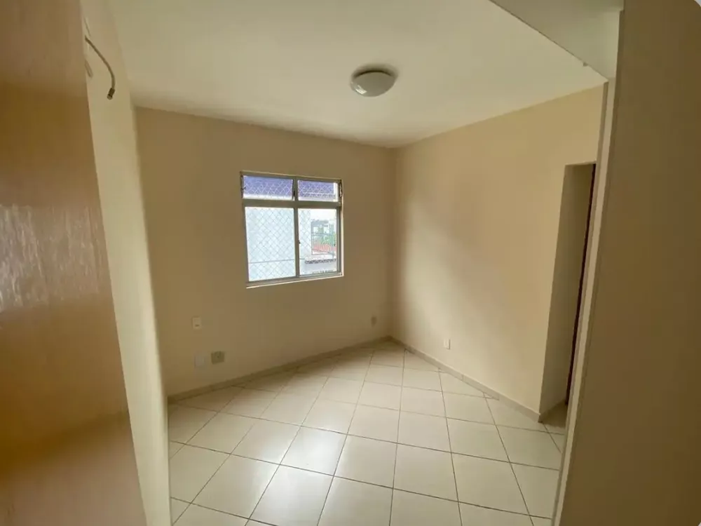 Apartamento à venda com 2 quartos, 80m² - Foto 4