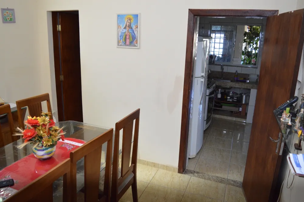 Casa, 9 quartos, 360 m² - Foto 1