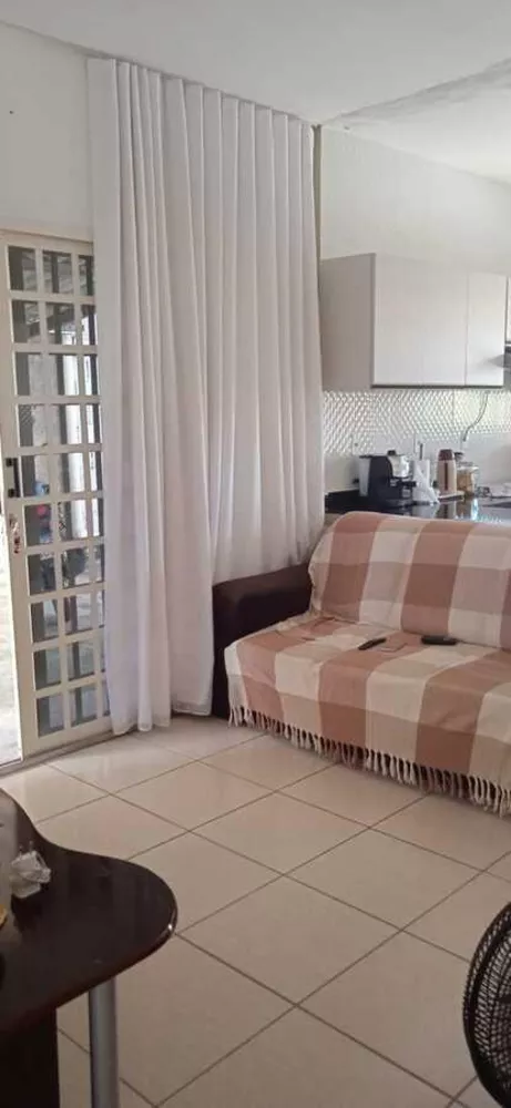 Casa à venda com 3 quartos, 360m² - Foto 2