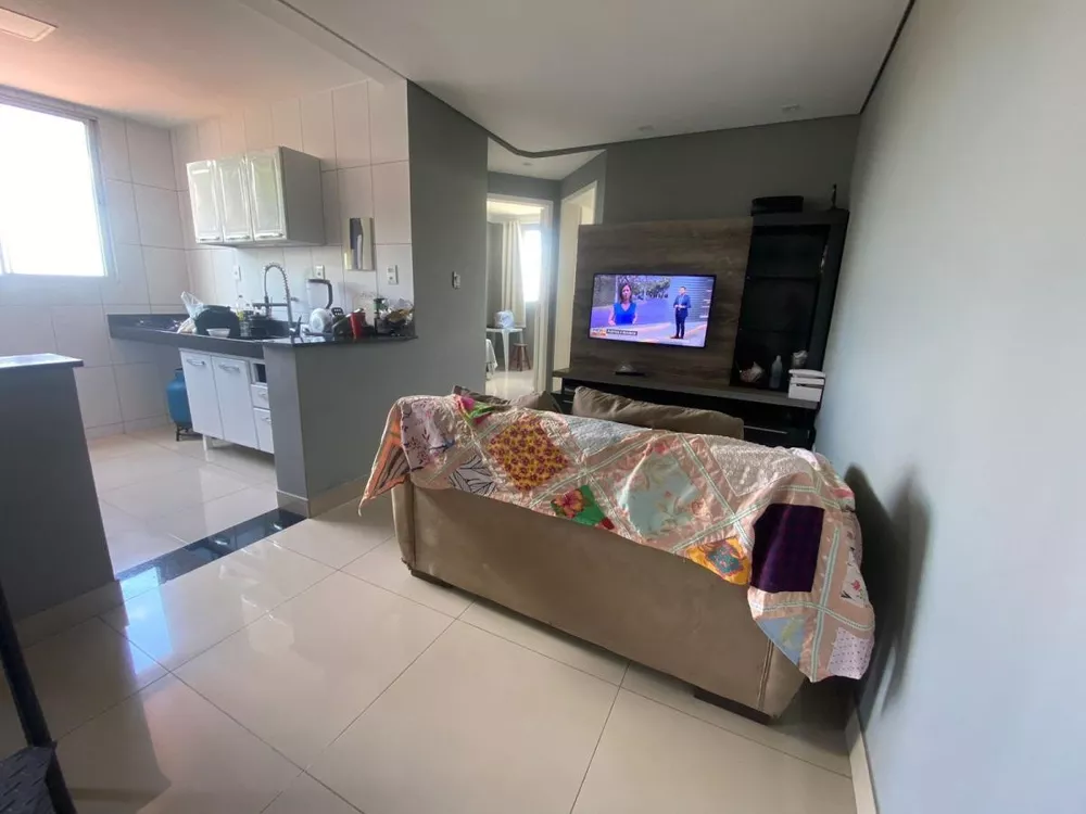 Apartamento à venda com 2 quartos, 90m² - Foto 2