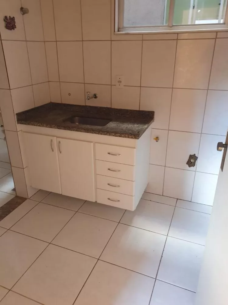 Apartamento à venda com 3 quartos, 60m² - Foto 4