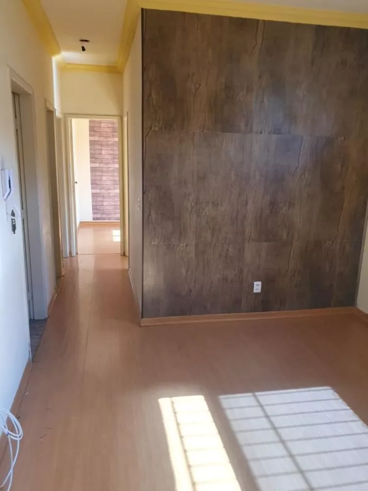 Apartamento à venda com 3 quartos, 60m² - Foto 2