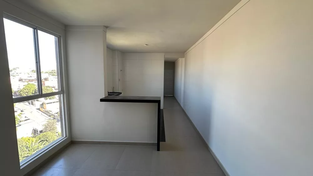 Apartamento à venda com 2 quartos, 65m² - Foto 3