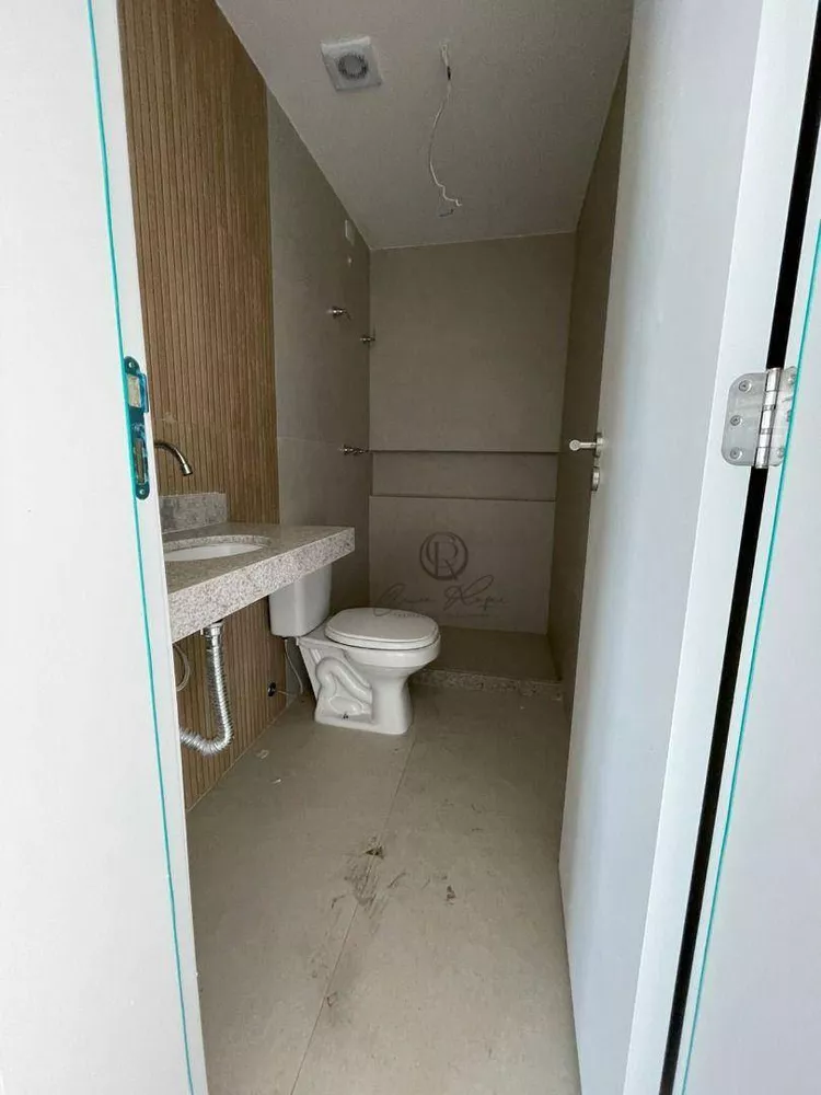 Cobertura, 3 quartos, 238 m² - Foto 4