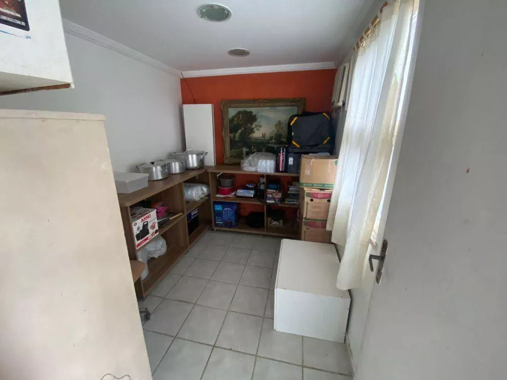 Casa, 5 quartos, 250 m² - Foto 11