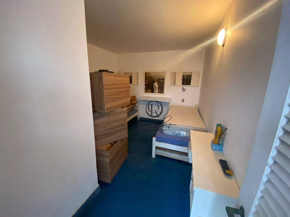 Casa, 5 quartos, 250 m² - Foto 17