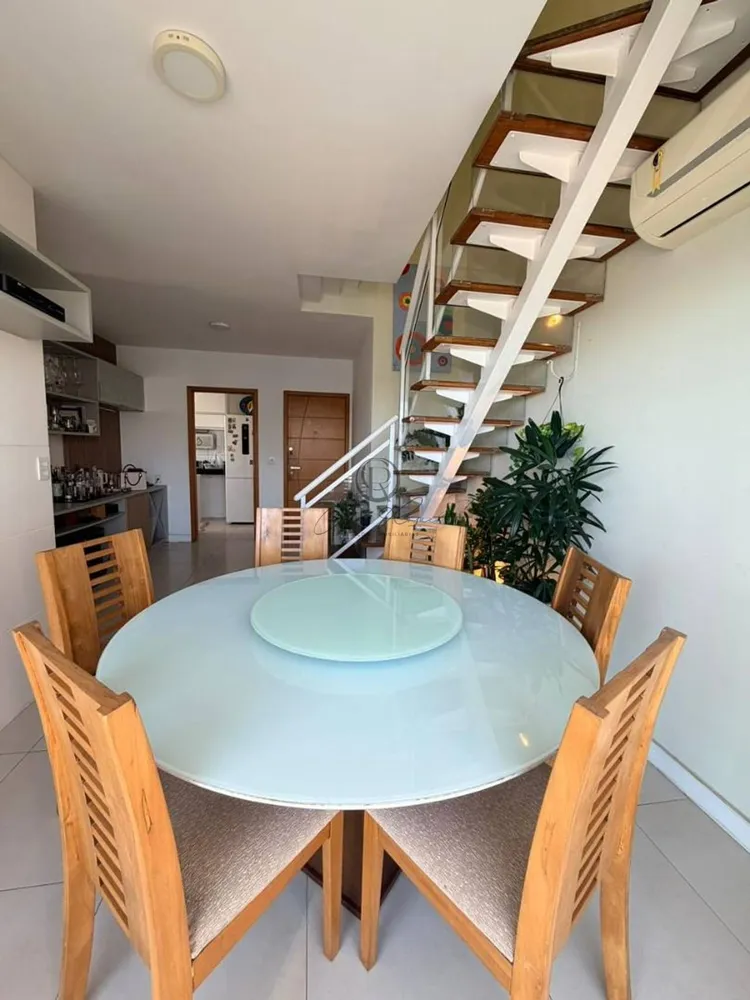 Cobertura, 4 quartos, 195 m² - Foto 1