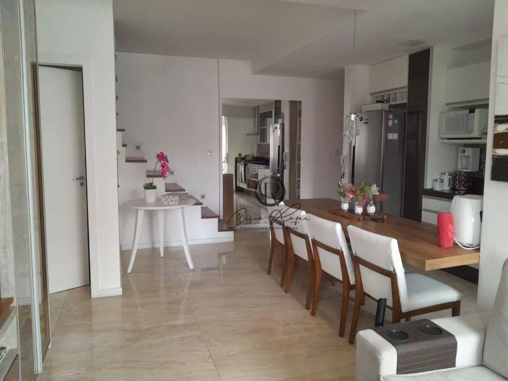 Cobertura, 3 quartos, 220 m² - Foto 5