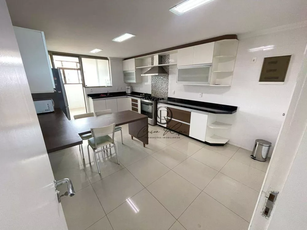 Apartamento, 3 quartos, 218 m² - Foto 10