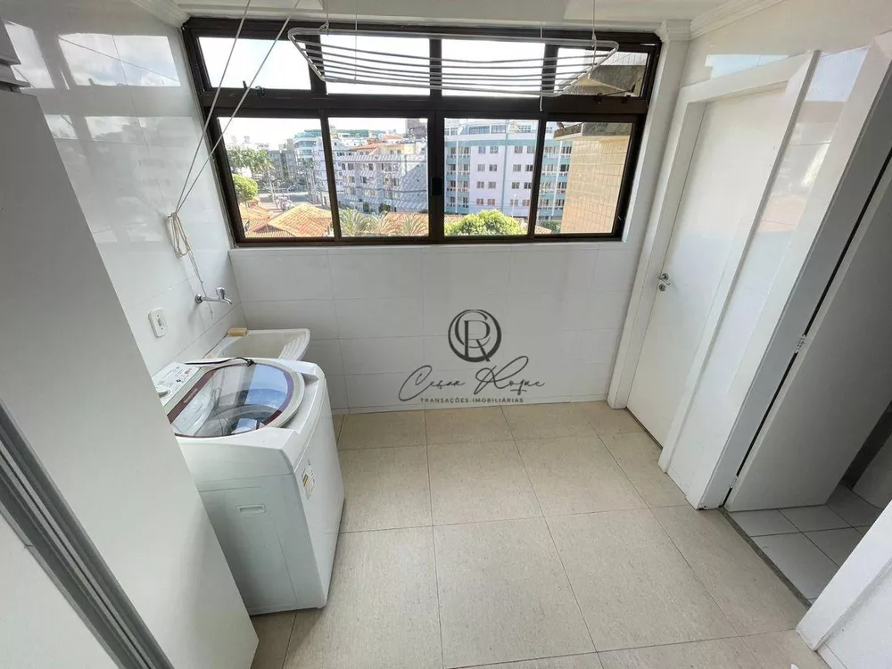 Apartamento, 3 quartos, 218 m² - Foto 2