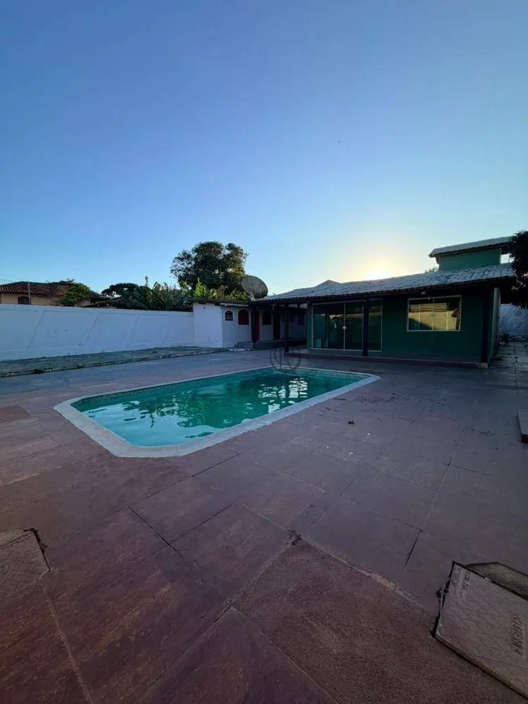Casa, 6 quartos, 155 m² - Foto 2