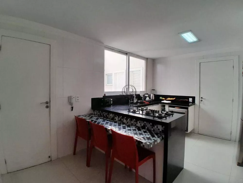 Casa, 5 quartos, 269 m² - Foto 2