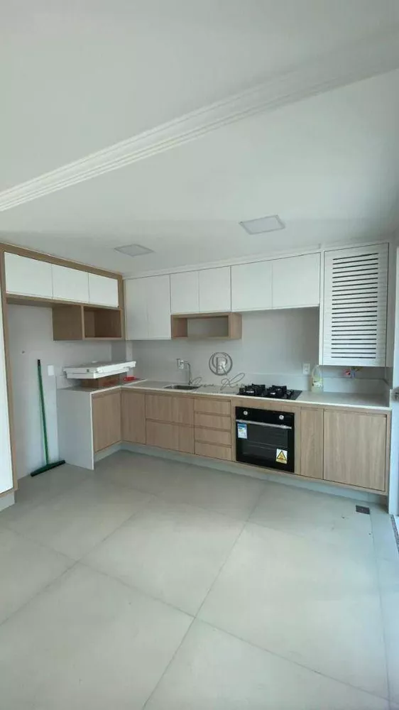 Apartamento, 3 quartos, 130 m² - Foto 3