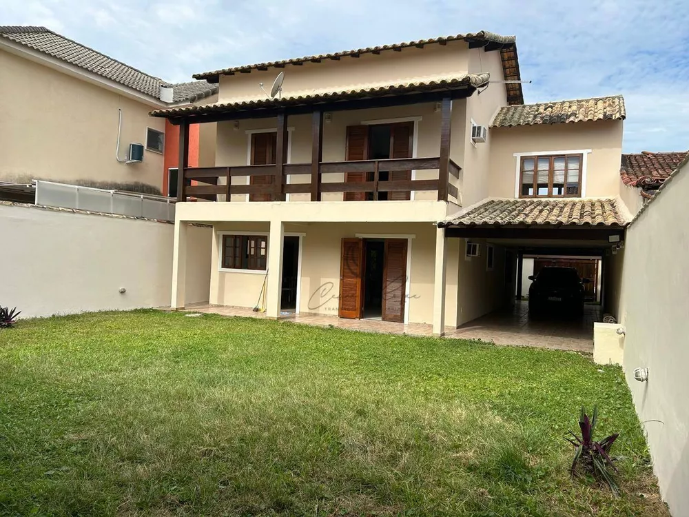 Casa, 4 quartos, 296 m² - Foto 1