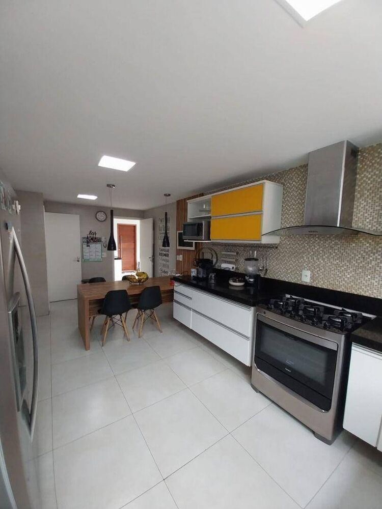 Casa à venda com 4 quartos, 341m² - Foto 7