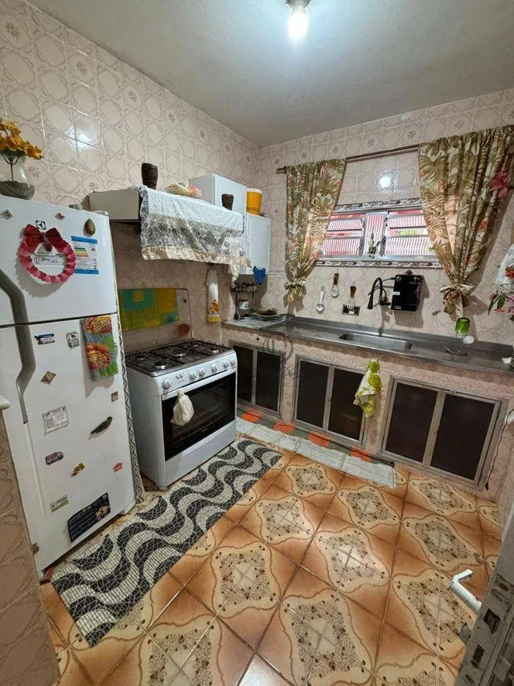 Casa, 4 quartos, 259 m² - Foto 2