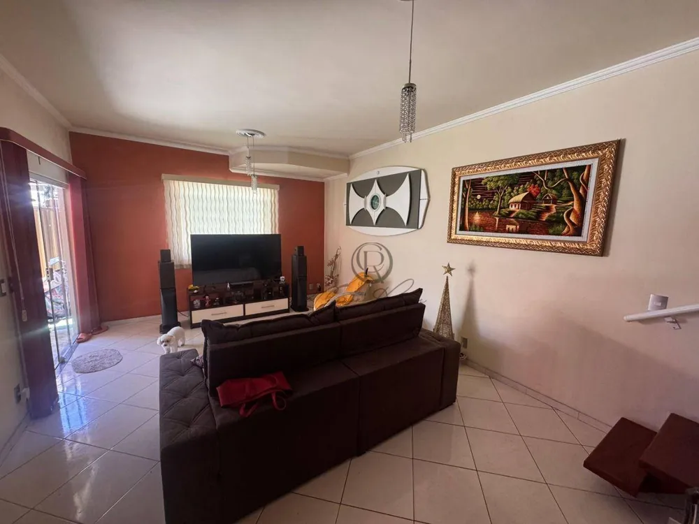 Casa, 4 quartos, 180 m² - Foto 3