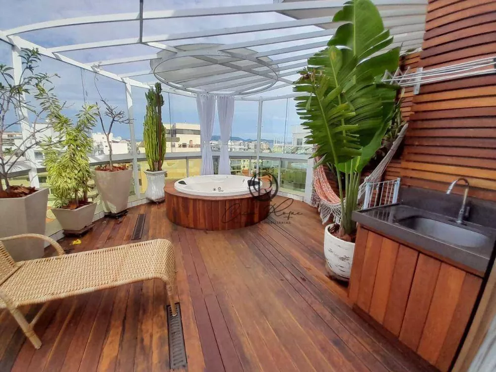 Cobertura, 3 quartos, 220 m² - Foto 4