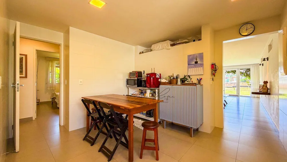 Casa, 4 quartos, 244 m² - Foto 2