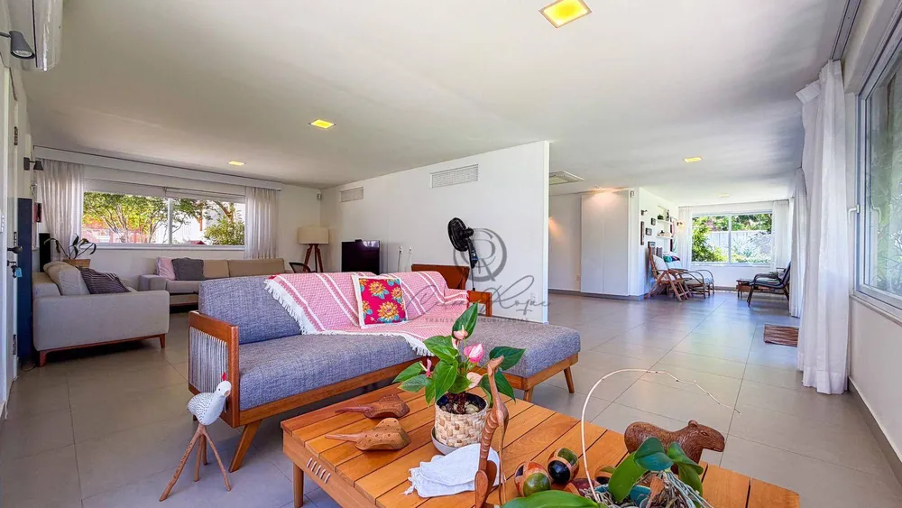 Casa, 4 quartos, 244 m² - Foto 8