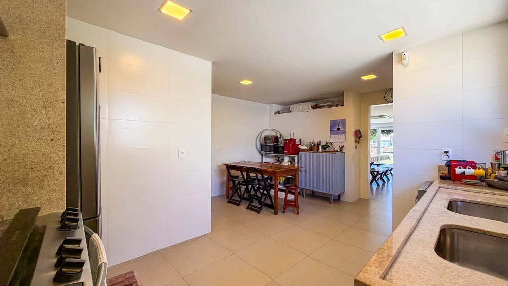 Casa, 4 quartos, 244 m² - Foto 51