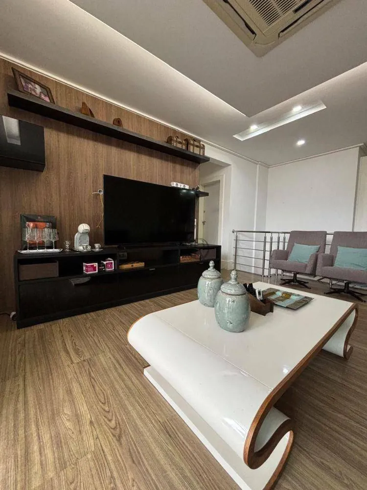 Cobertura, 5 quartos, 300 m² - Foto 1