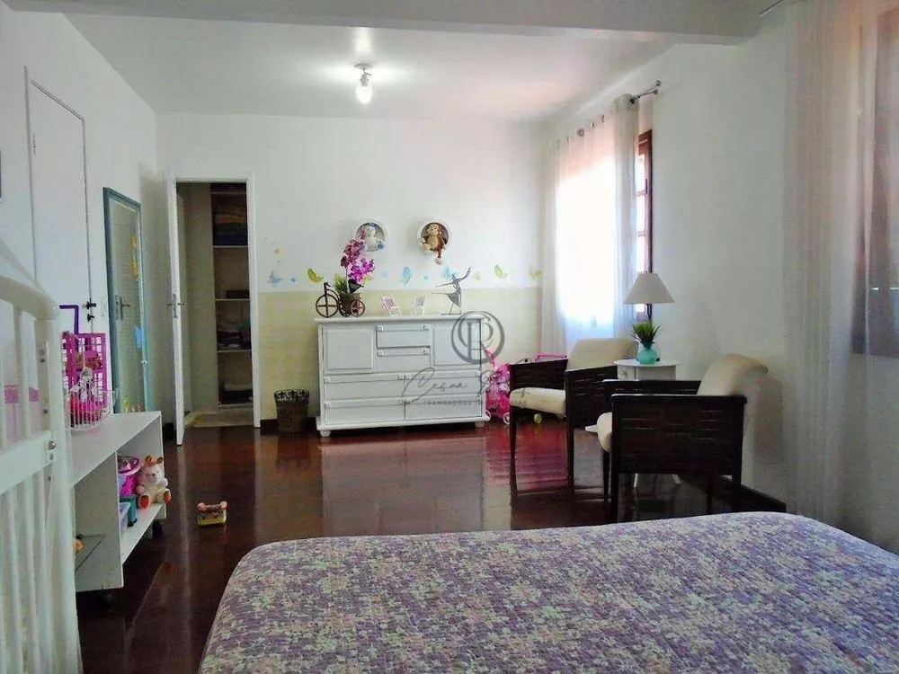 Casa, 4 quartos, 300 m² - Foto 13
