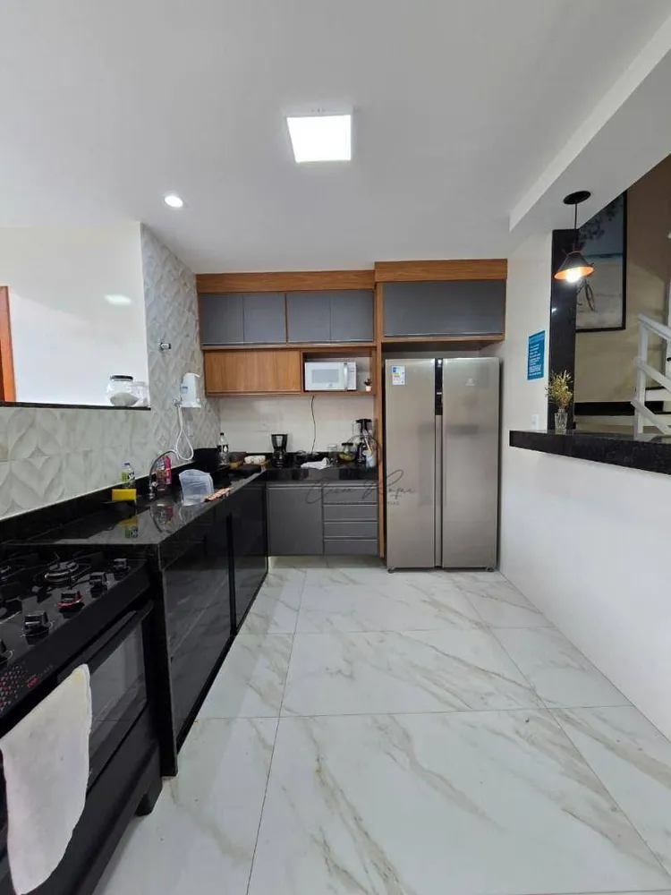 Casa, 4 quartos, 250 m² - Foto 8