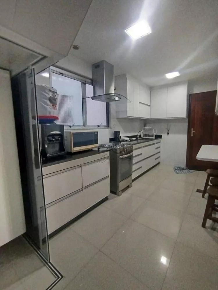 Apartamento, 4 quartos, 240 m² - Foto 6