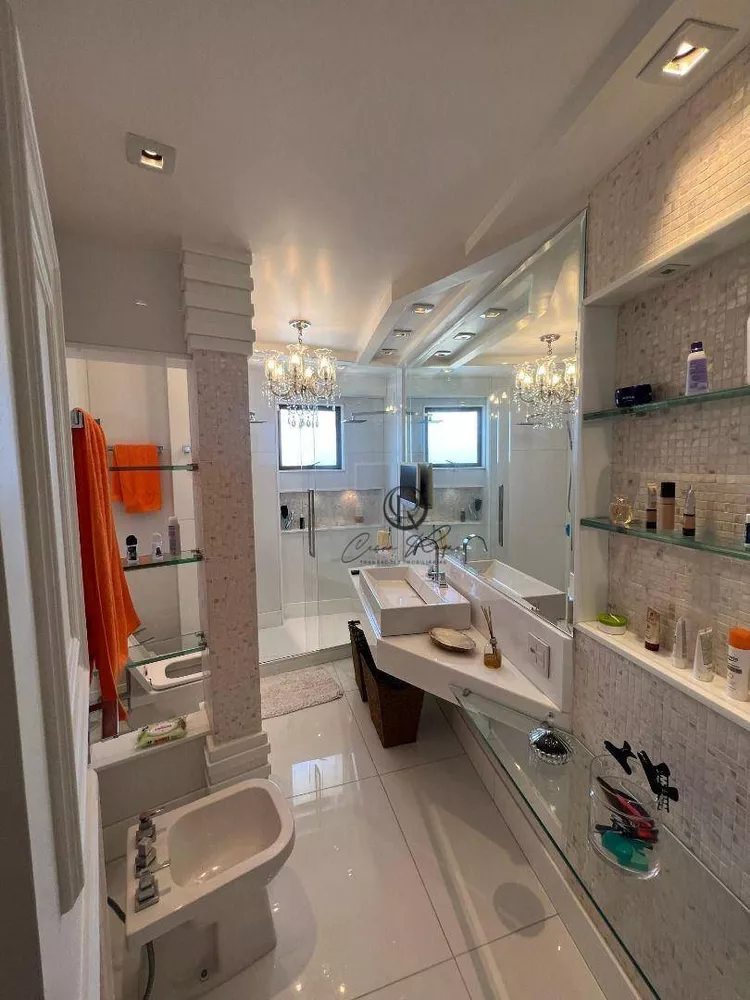 Apartamento, 3 quartos, 270 m² - Foto 48