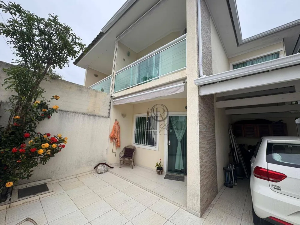 Casa, 3 quartos, 109 m² - Foto 1