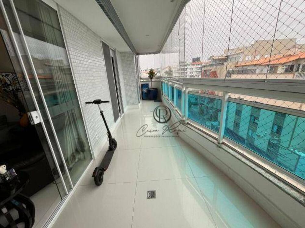 Cobertura à venda com 4 quartos, 250m² - Foto 2