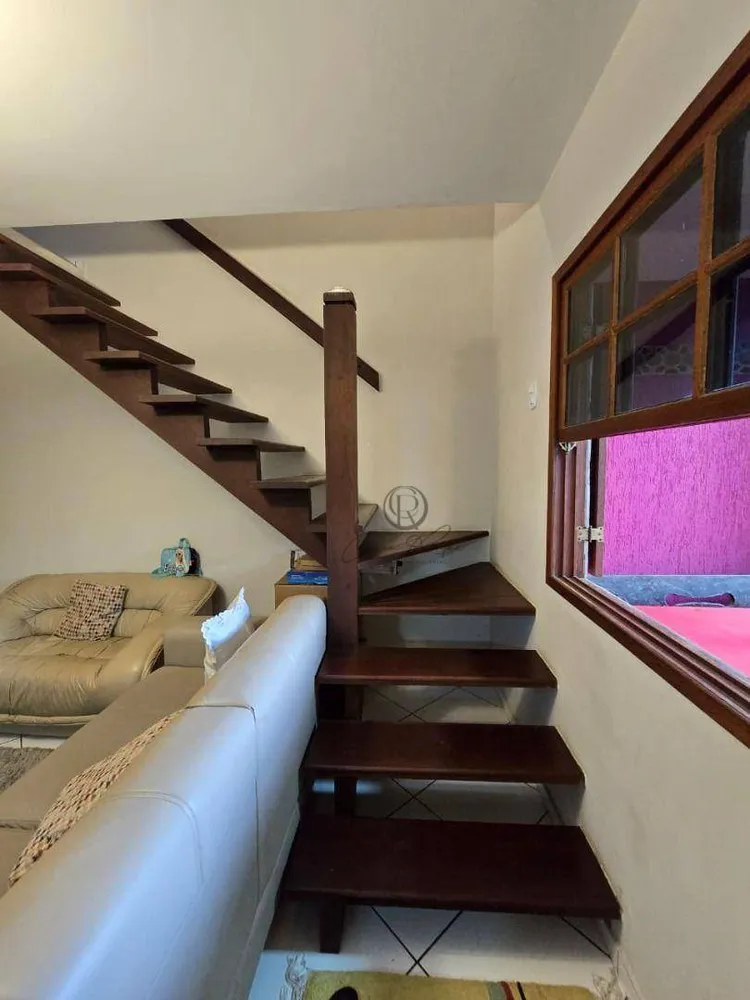 Casa, 4 quartos, 180 m² - Foto 1