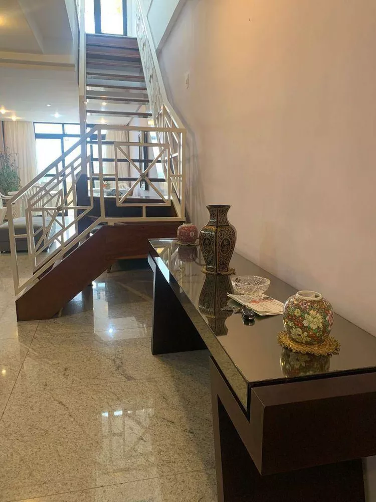 Cobertura, 4 quartos, 207 m² - Foto 8
