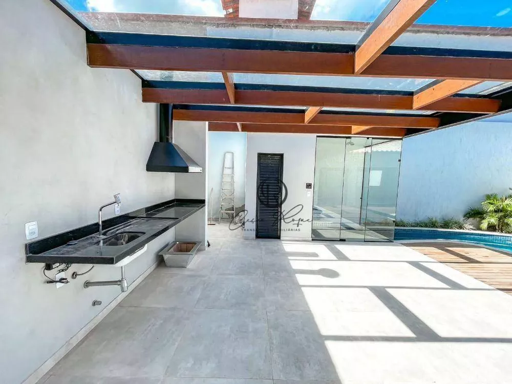Casa, 4 quartos, 299 m² - Foto 2