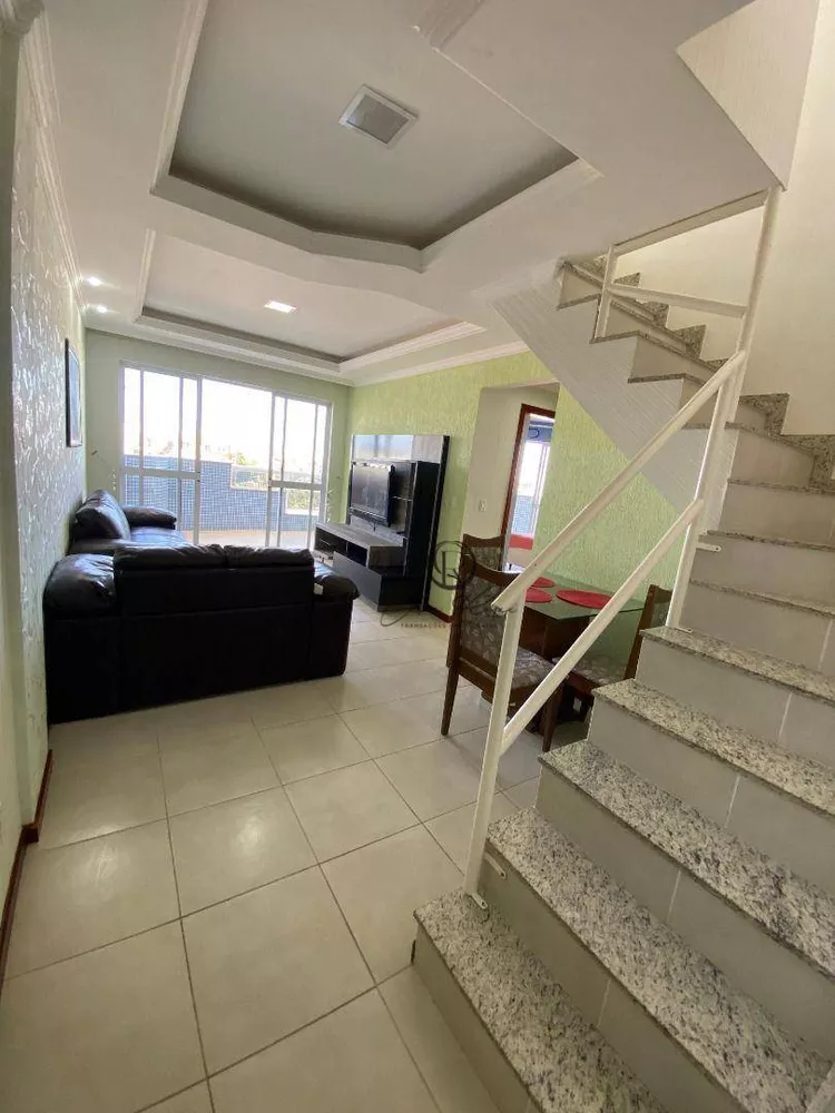 Cobertura, 3 quartos, 250 m² - Foto 1