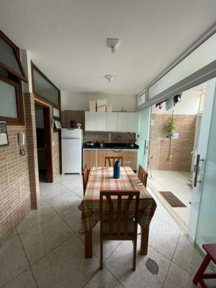 Casa, 9 quartos, 140 m² - Foto 19