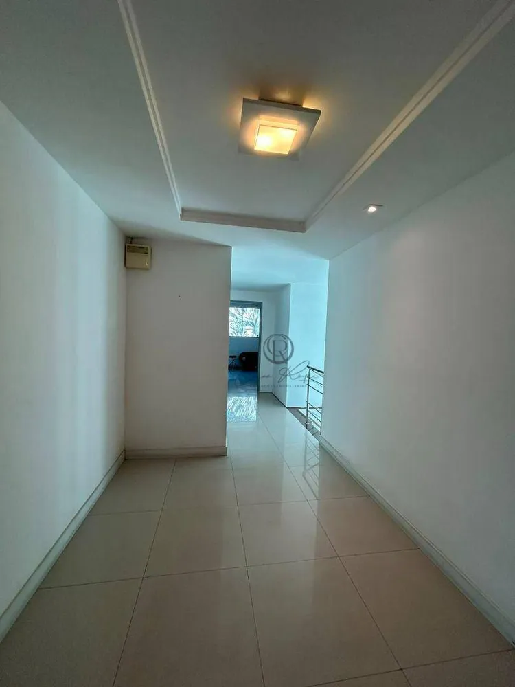 Casa, 11 quartos, 243 m² - Foto 10