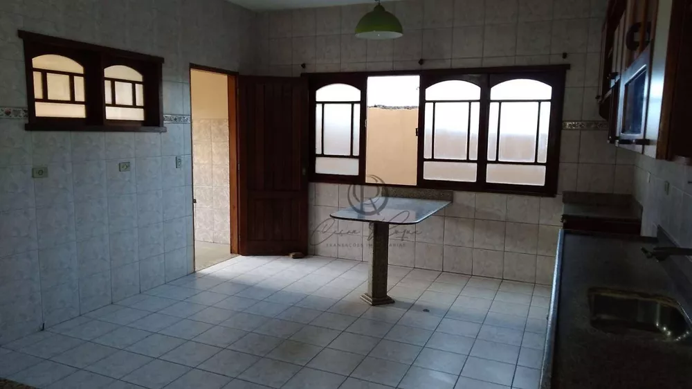 Casa, 3 quartos, 300 m² - Foto 11
