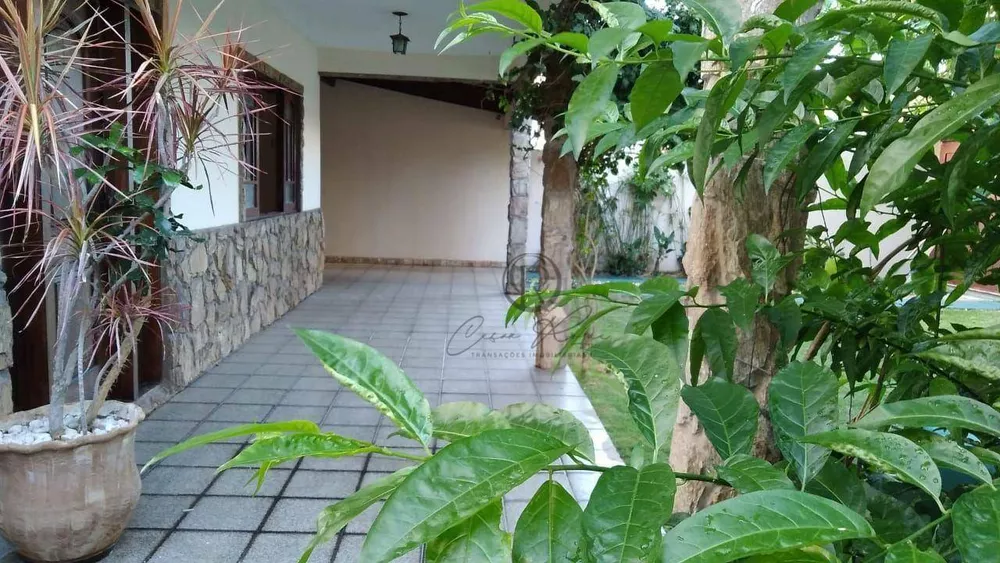 Casa, 3 quartos, 300 m² - Foto 3